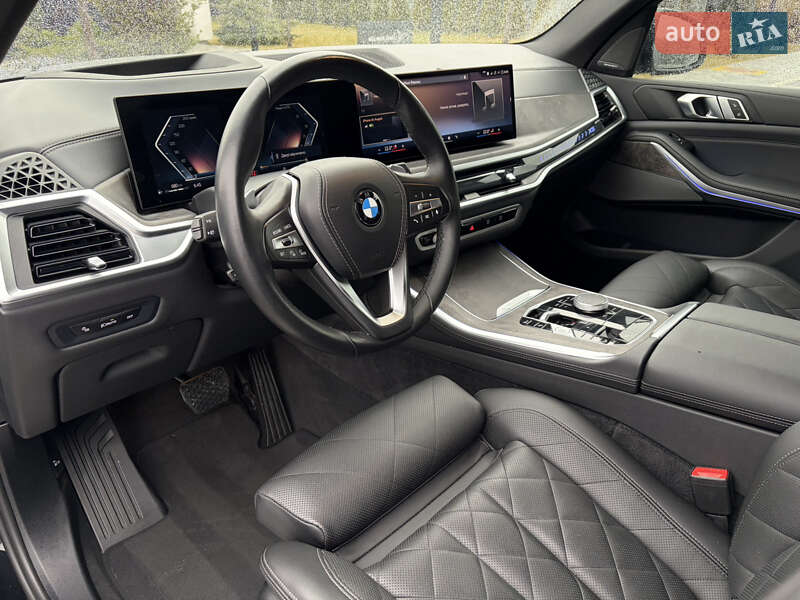 Внедорожник / Кроссовер BMW X5 2024 в Ужгороде