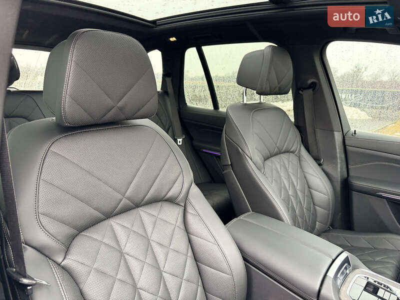 Внедорожник / Кроссовер BMW X5 2024 в Ужгороде