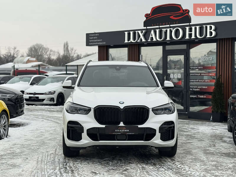 Внедорожник / Кроссовер BMW X5 2022 в Киеве