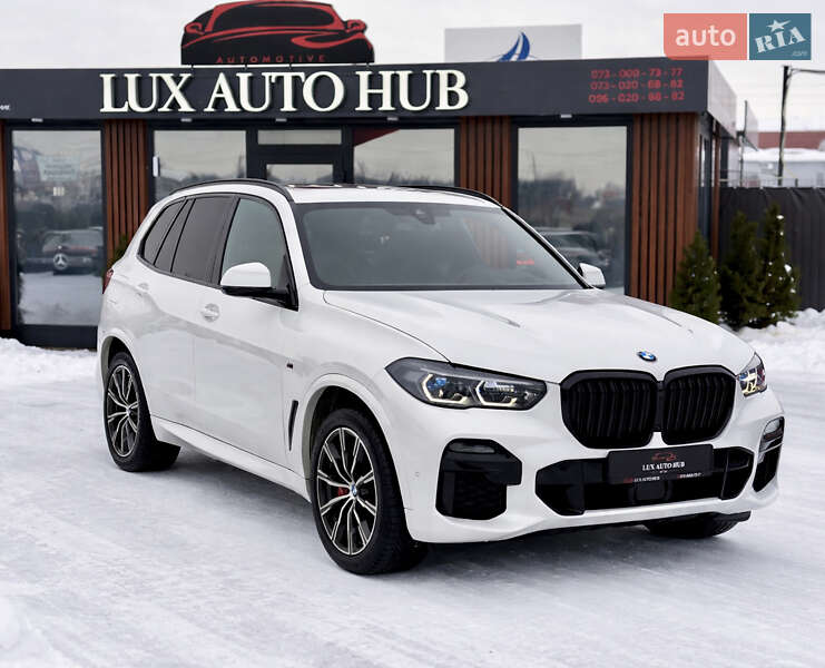 Внедорожник / Кроссовер BMW X5 2022 в Киеве