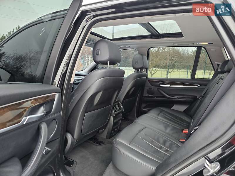 Внедорожник / Кроссовер BMW X5 2015 в Хмельницком