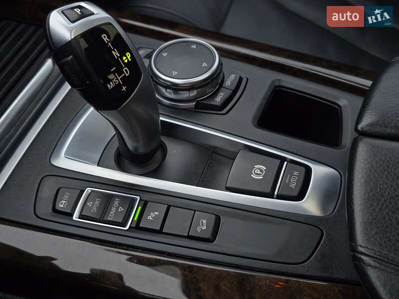 Внедорожник / Кроссовер BMW X5 2015 в Хмельницком