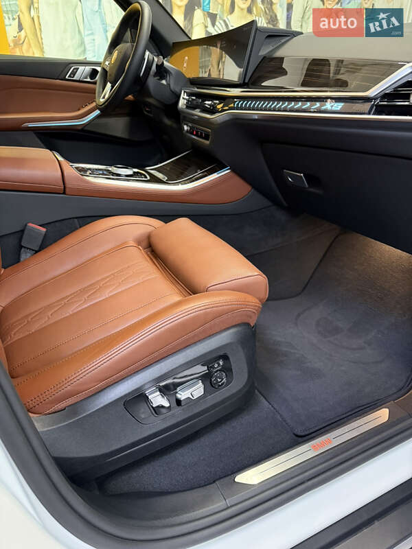 Позашляховик / Кросовер BMW X5 2024 в Львові