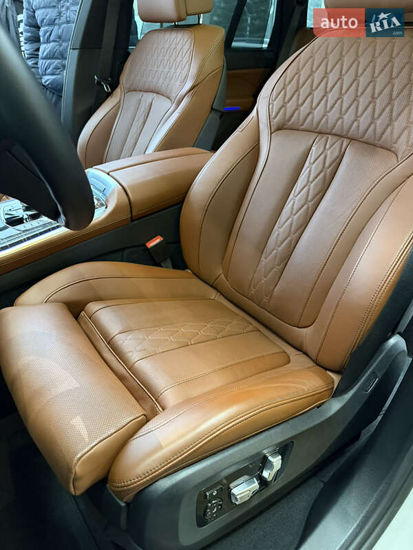 Позашляховик / Кросовер BMW X5 2024 в Львові