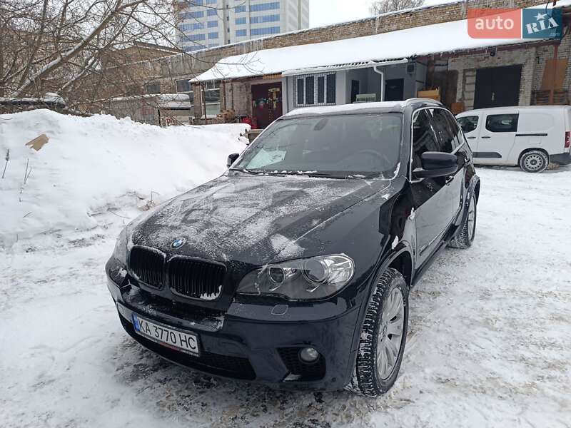 Внедорожник / Кроссовер BMW X5 2012 в Киеве