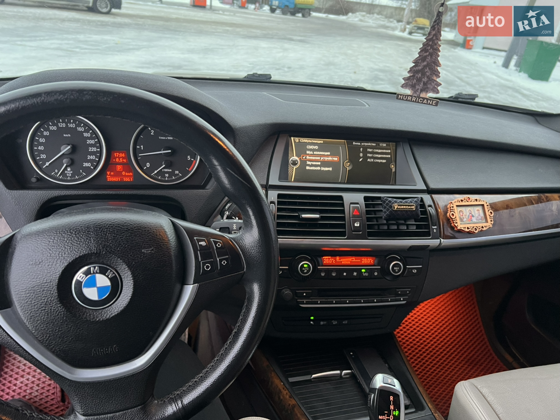 2010 BMW X5 - мініатюра 13