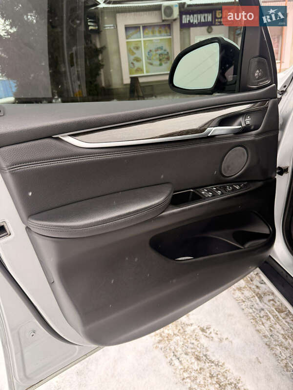 Позашляховик / Кросовер BMW X5 2015 в Полтаві