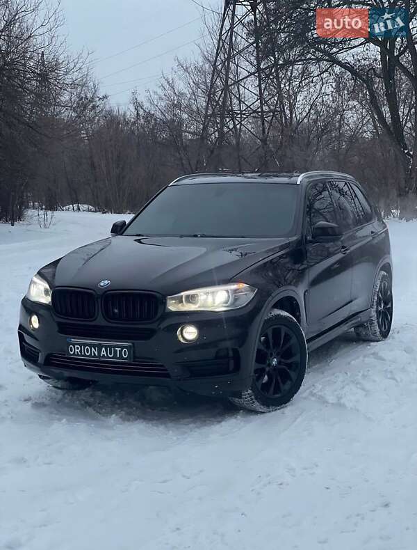 Позашляховик / Кросовер BMW X5 2015 в Дніпрі
