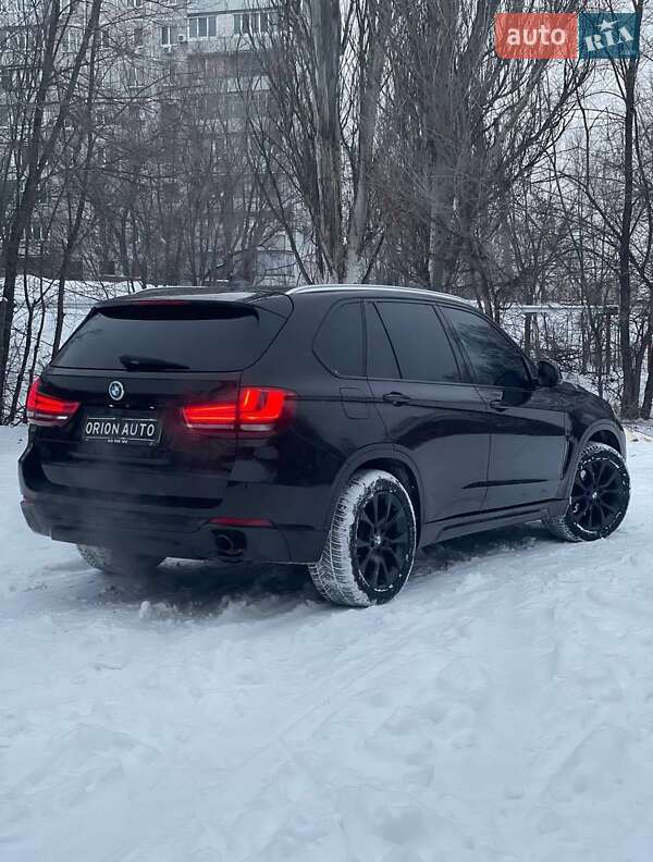 Позашляховик / Кросовер BMW X5 2015 в Дніпрі