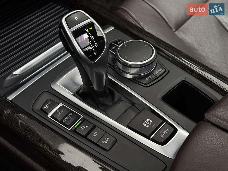 Внедорожник / Кроссовер BMW X5 2016 в Киеве