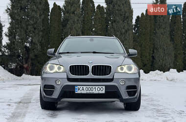Позашляховик / Кросовер BMW X5 2012 в Чернівцях