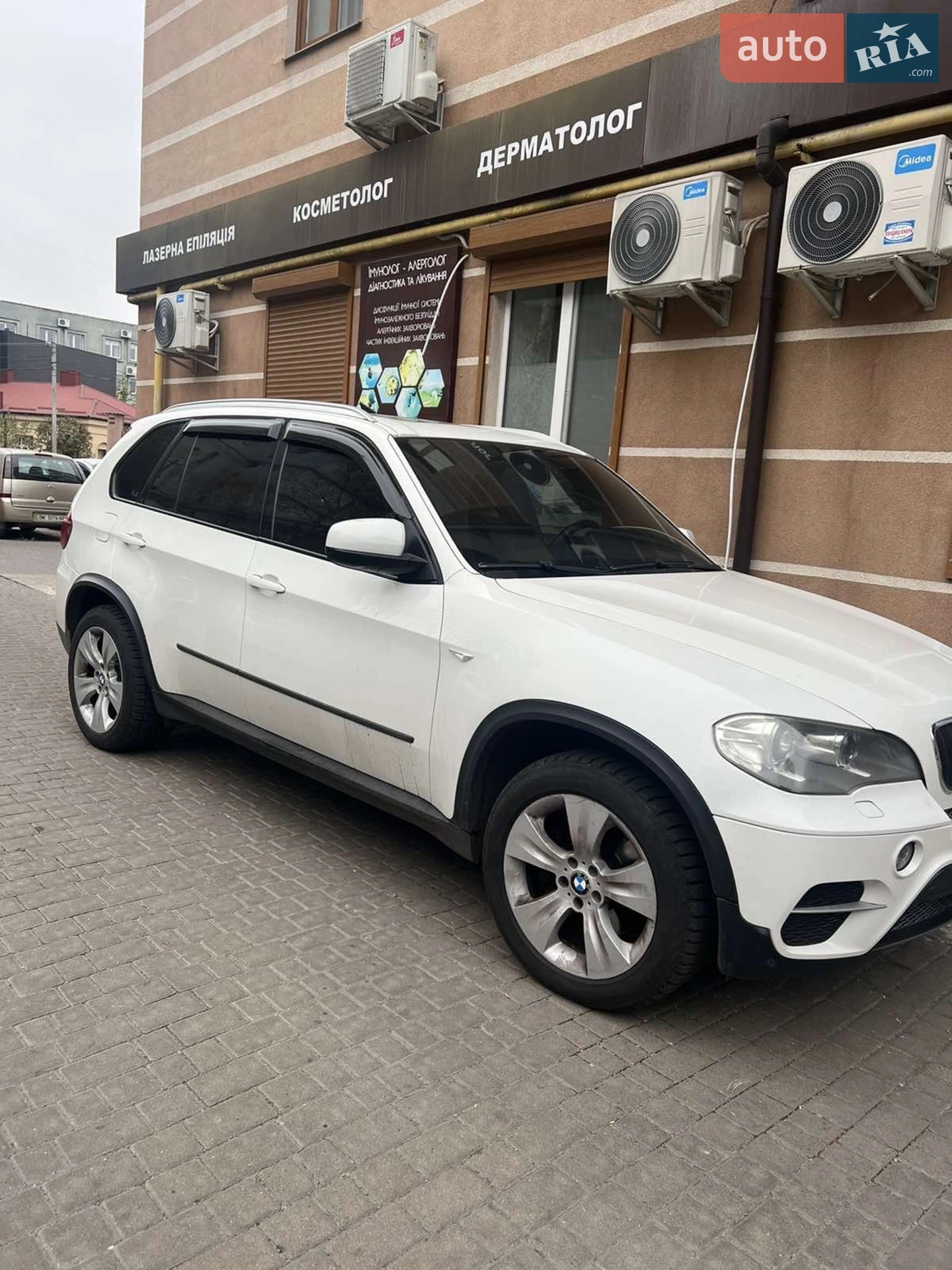 2010 BMW X5 - мініатюра 8