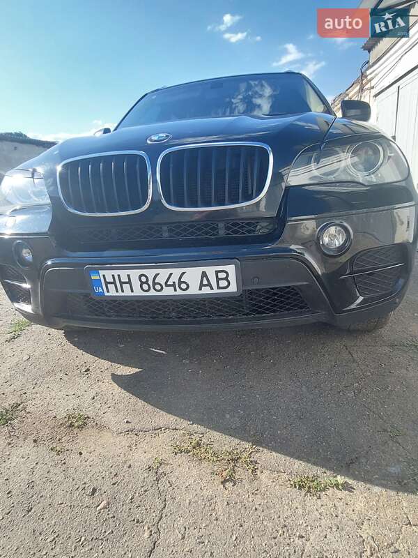 Позашляховик / Кросовер BMW X5 2012 в Ізмаїлі