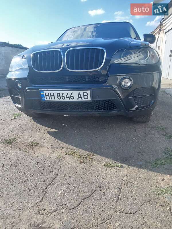 Позашляховик / Кросовер BMW X5 2012 в Ізмаїлі