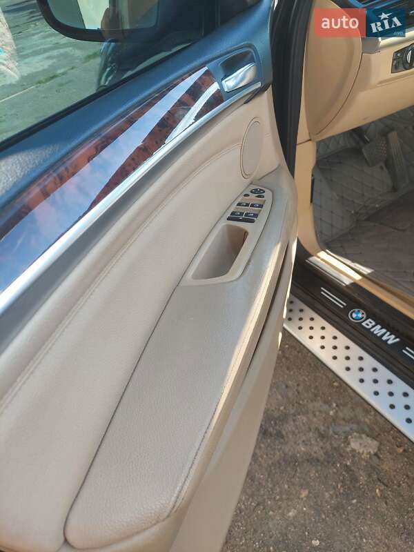 Позашляховик / Кросовер BMW X5 2012 в Ізмаїлі