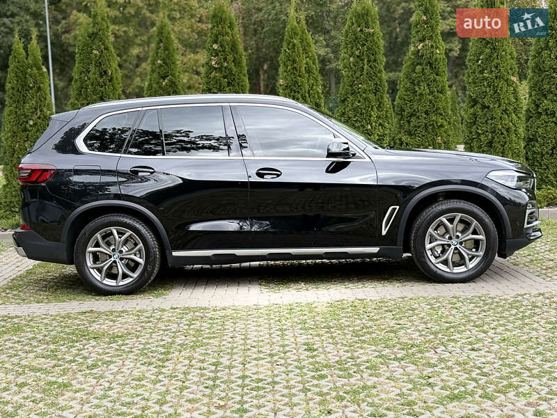 Внедорожник / Кроссовер BMW X5 2020 в Харькове