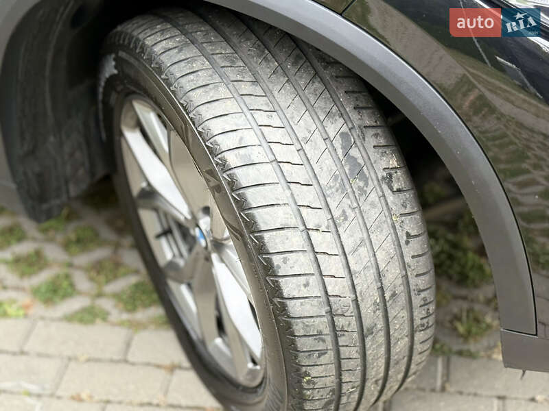 Внедорожник / Кроссовер BMW X5 2020 в Харькове