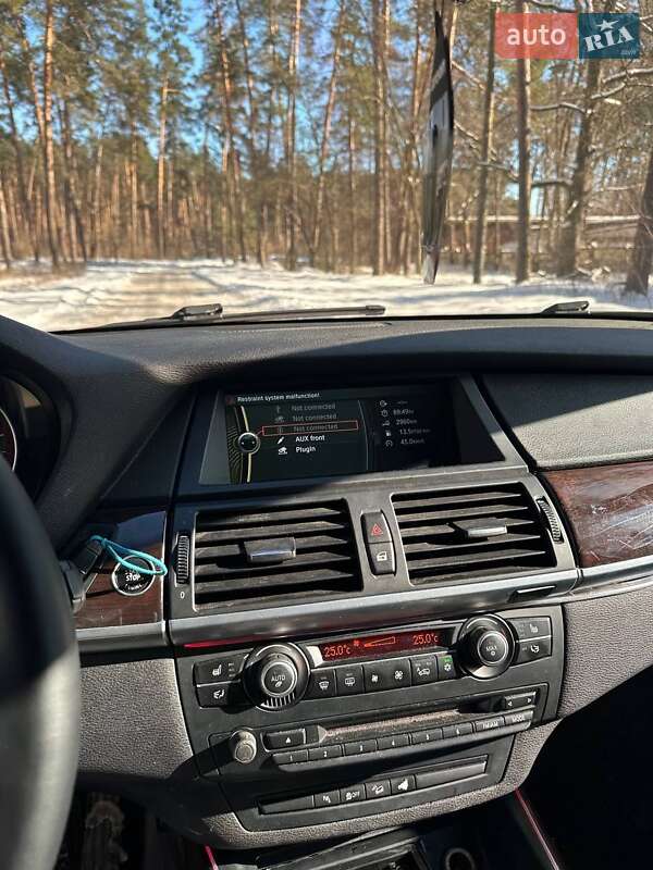 Внедорожник / Кроссовер BMW X5 2012 в Черкассах