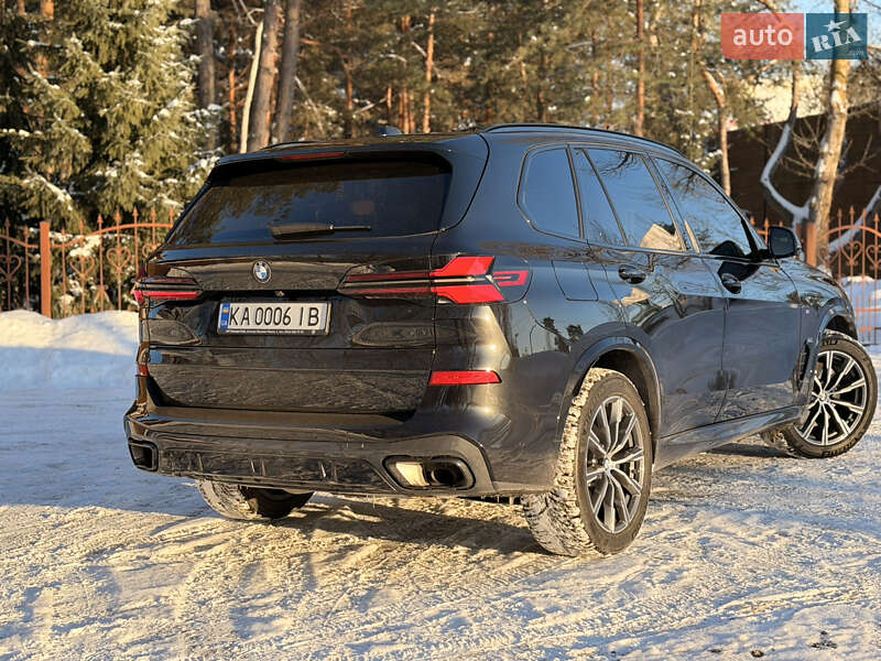 Внедорожник / Кроссовер BMW X5 2024 в Киеве