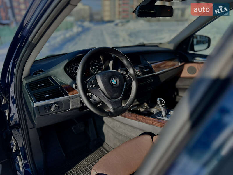 Внедорожник / Кроссовер BMW X5 2011 в Тернополе