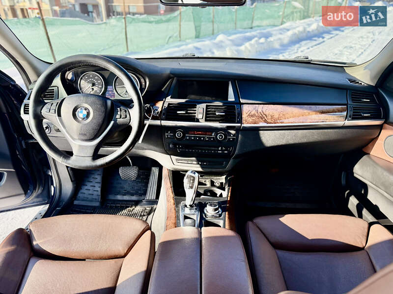 Внедорожник / Кроссовер BMW X5 2011 в Тернополе