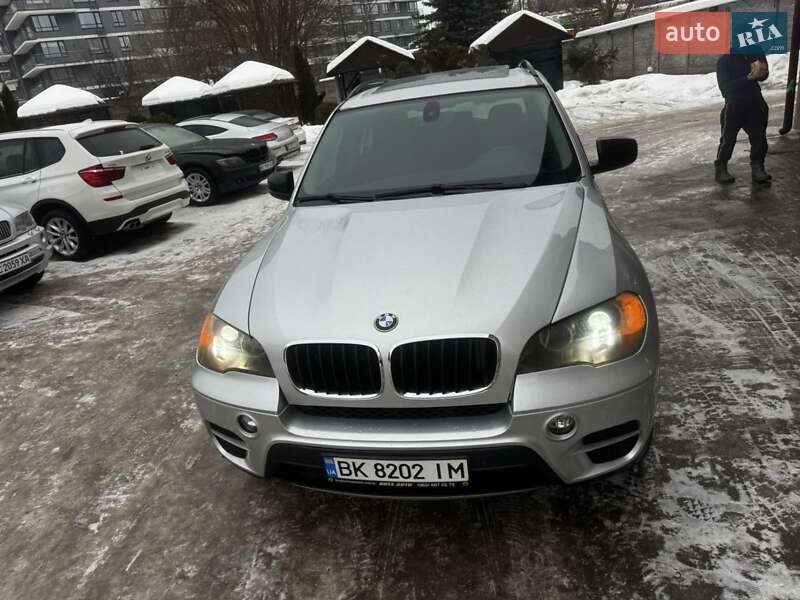 Позашляховик / Кросовер BMW X5 2012 в Львові