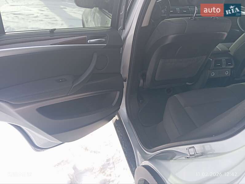 Позашляховик / Кросовер BMW X5 2012 в Львові