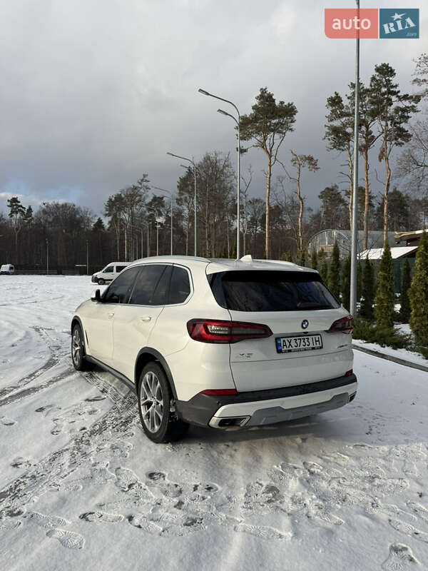 Внедорожник / Кроссовер BMW X5 2020 в Харькове