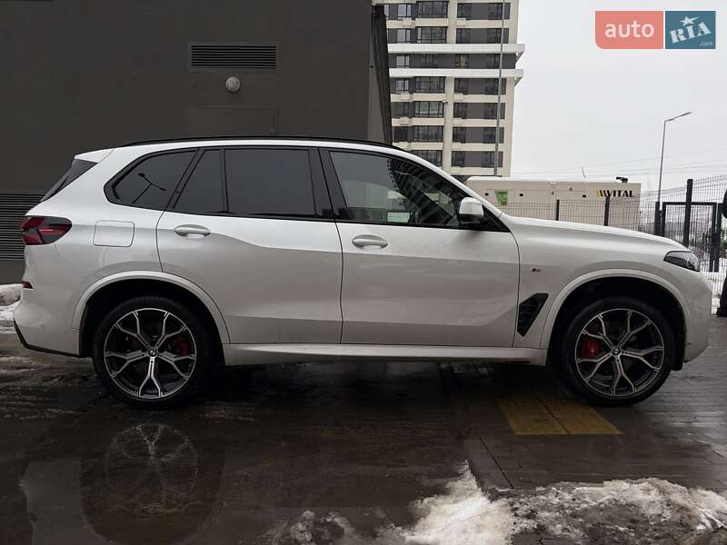Позашляховик / Кросовер BMW X5 2023 в Києві фото 13 Позашляховик / Кросовер BMW X5 2023 в Києві