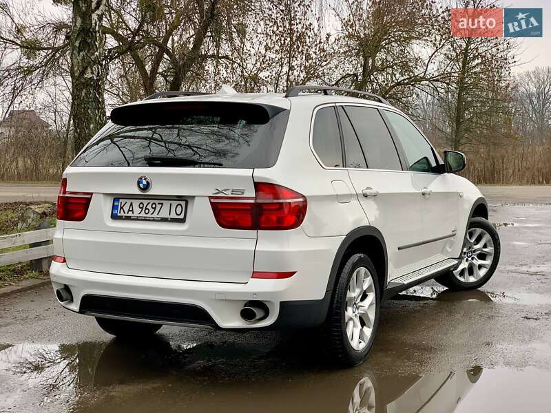 Внедорожник / Кроссовер BMW X5 2013 в Малине
