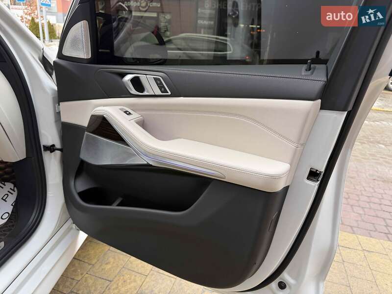 Внедорожник / Кроссовер BMW X5 2020 в Львове