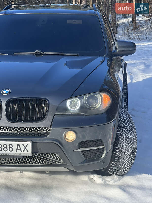 Позашляховик / Кросовер BMW X5 2010 в Києві