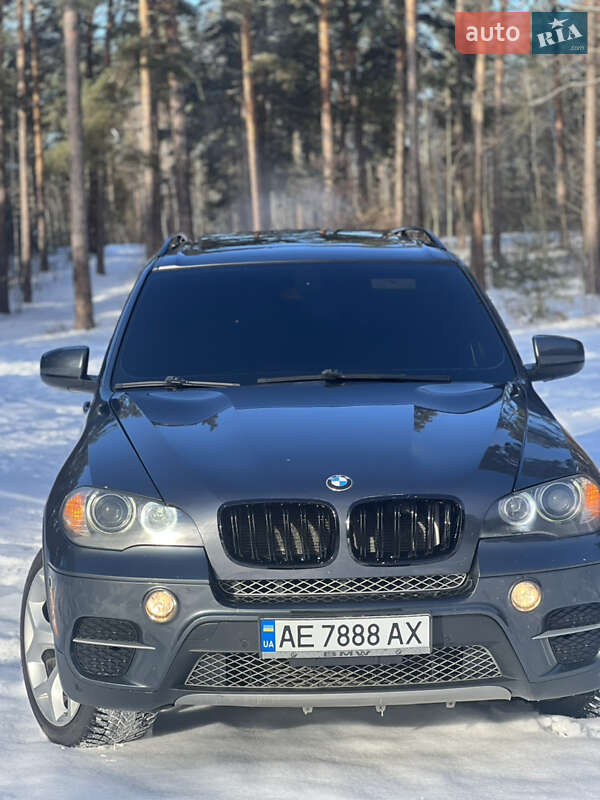 Позашляховик / Кросовер BMW X5 2010 в Києві