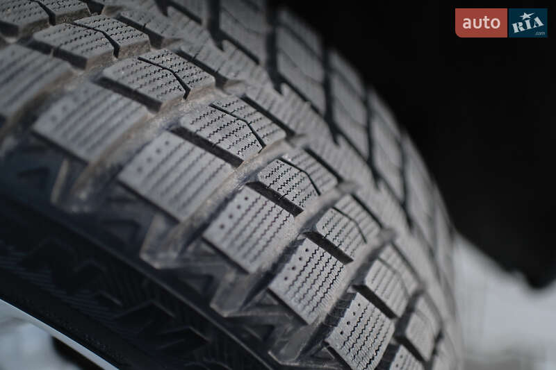 Внедорожник / Кроссовер BMW X5 2005 в Дубно