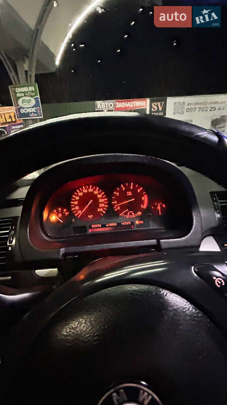 Внедорожник / Кроссовер BMW X5 2000 в Золочеве