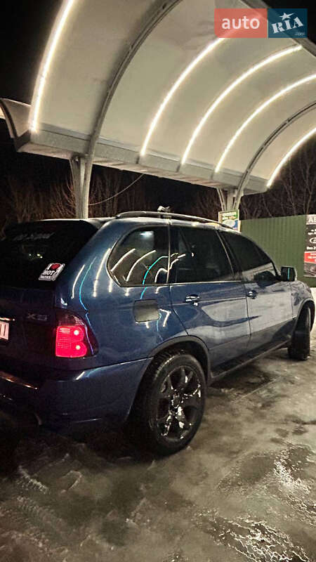 Внедорожник / Кроссовер BMW X5 2000 в Золочеве
