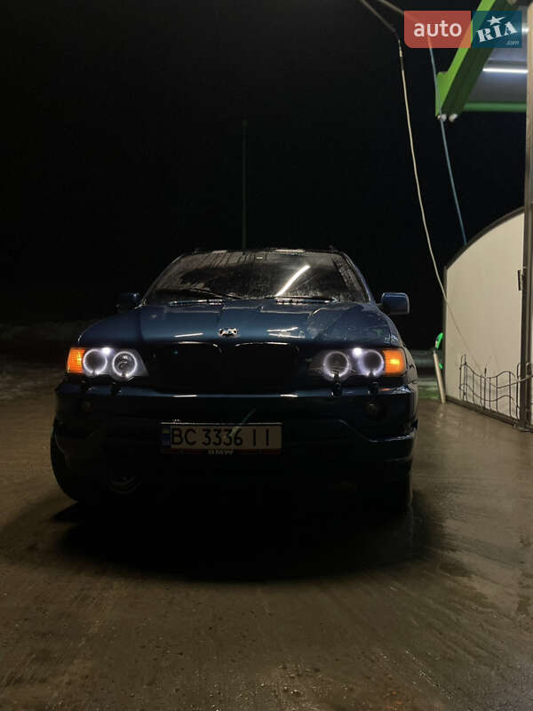 Внедорожник / Кроссовер BMW X5 2000 в Золочеве