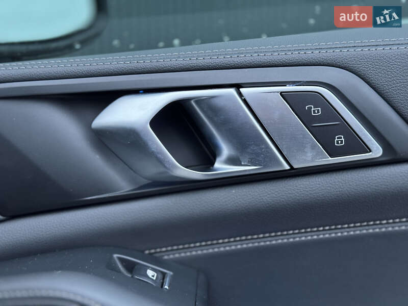 Позашляховик / Кросовер BMW X5 2022 в Києві фото 37 Позашляховик / Кросовер BMW X5 2022 в Києві