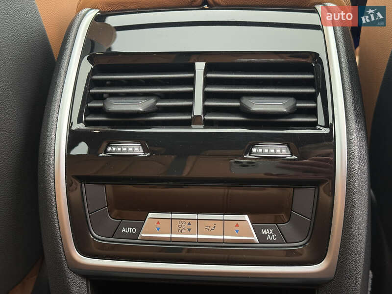 Внедорожник / Кроссовер BMW X5 2020 в Киеве