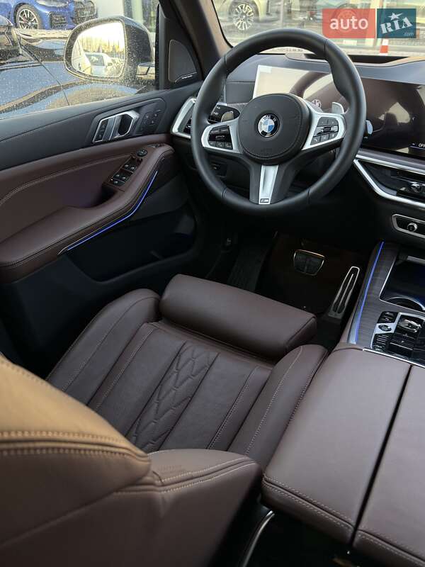 Внедорожник / Кроссовер BMW X5 2025 в Львове