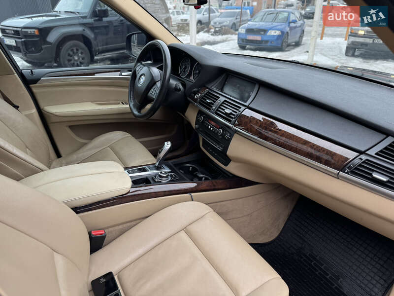 Внедорожник / Кроссовер BMW X5 2010 в Киеве фото 12 Внедорожник / Кроссовер BMW X5 2010 в Киеве