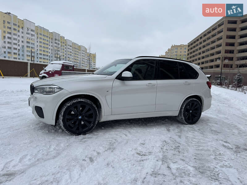 Позашляховик / Кросовер BMW X5 2015 в Києві