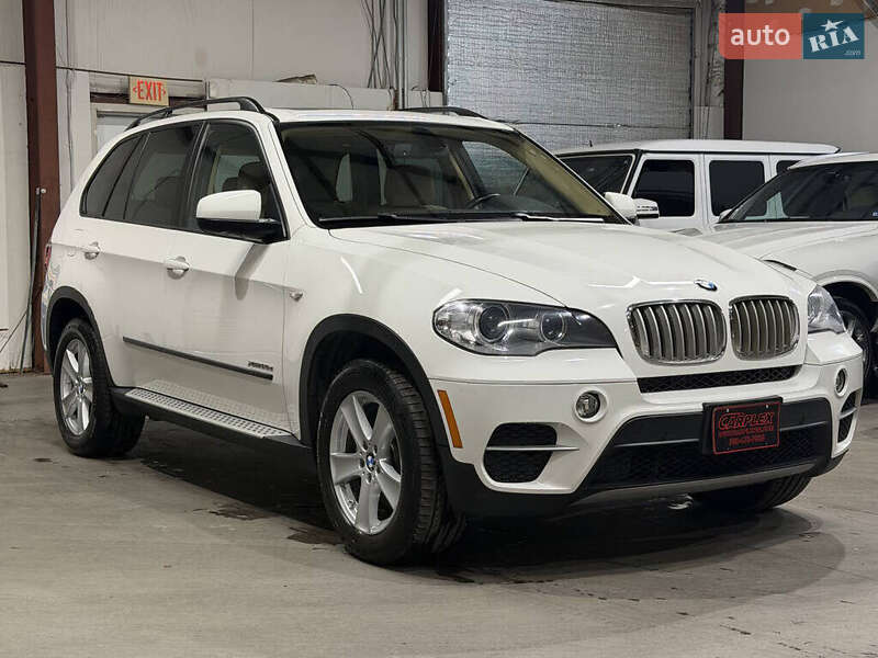 Позашляховик / Кросовер BMW X5 2012 в Львові
