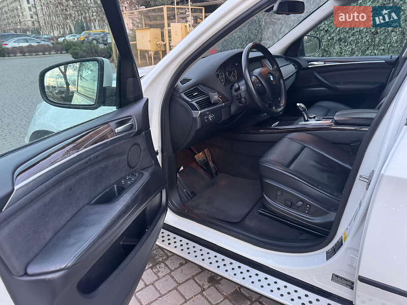 Позашляховик / Кросовер BMW X5 2012 в Одесі