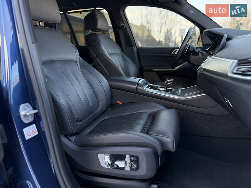 Внедорожник / Кроссовер BMW X5 2020 в Ровно