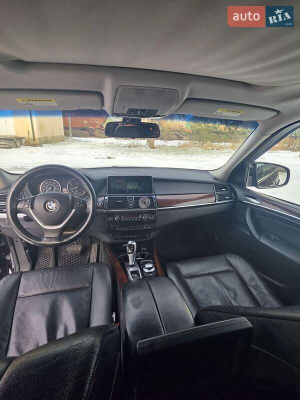 Внедорожник / Кроссовер BMW X5 2007 в Кицмани