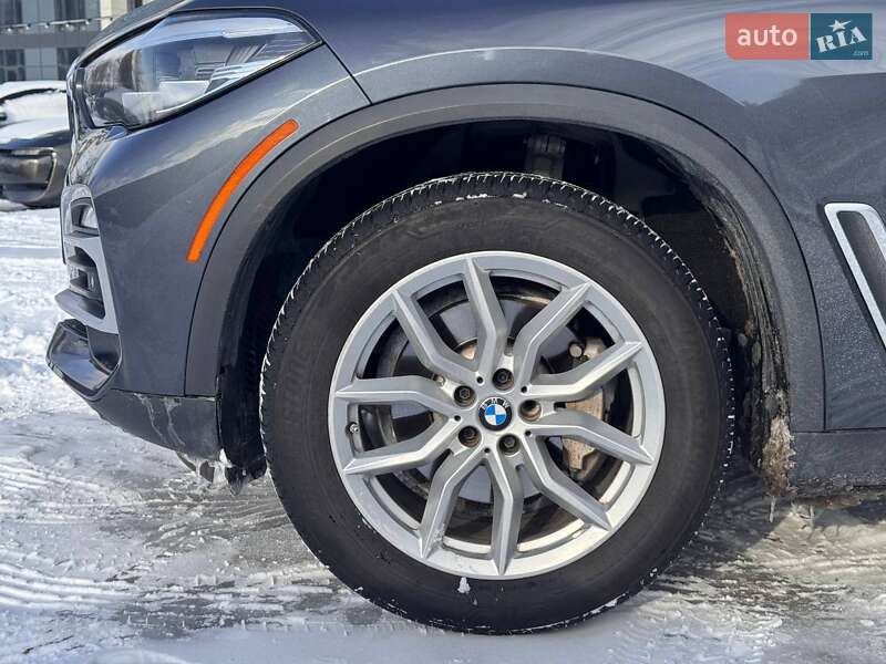 Внедорожник / Кроссовер BMW X5 2019 в Киеве