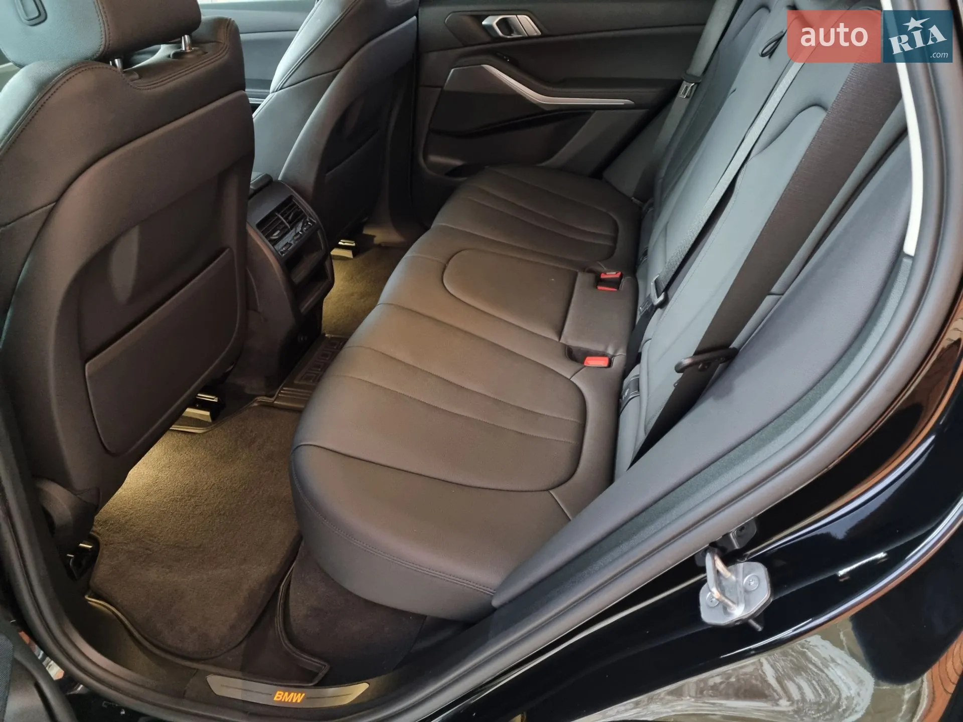2022 BMW X5 - мініатюра 17