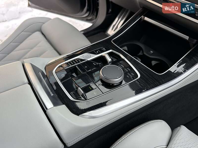 Внедорожник / Кроссовер BMW X5 2023 в Киеве фото 16 Внедорожник / Кроссовер BMW X5 2023 в Киеве