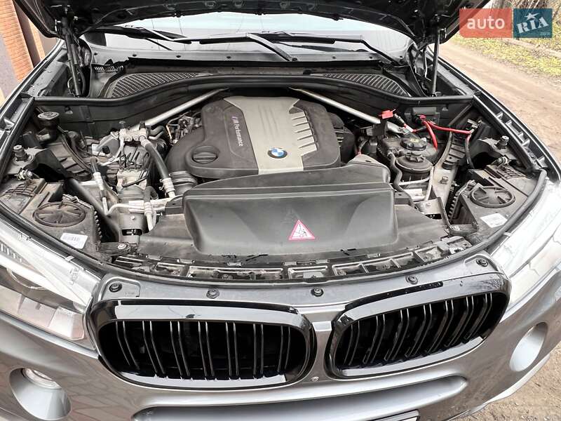 Внедорожник / Кроссовер BMW X5 2015 в Вознесенске